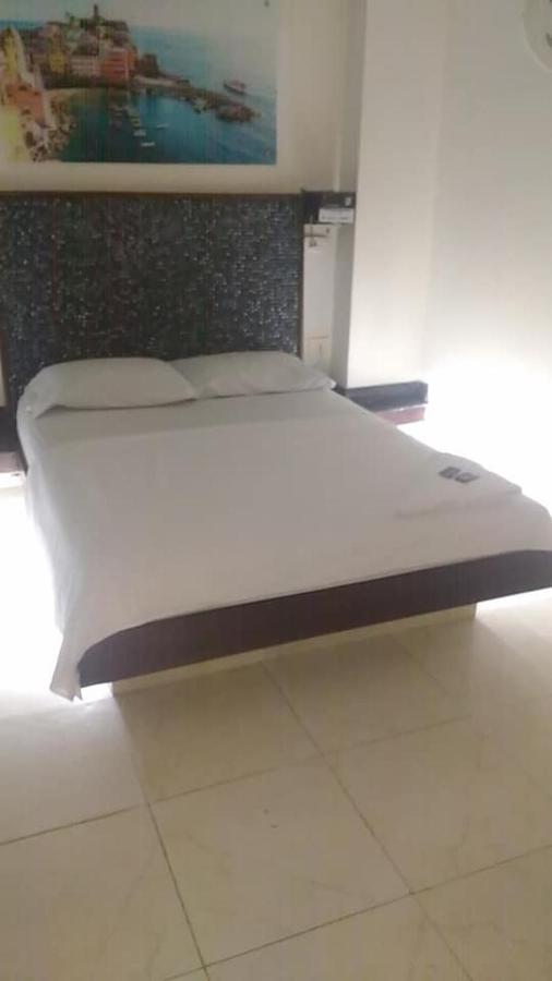 Hotel Marat Medellín Kültér fotó