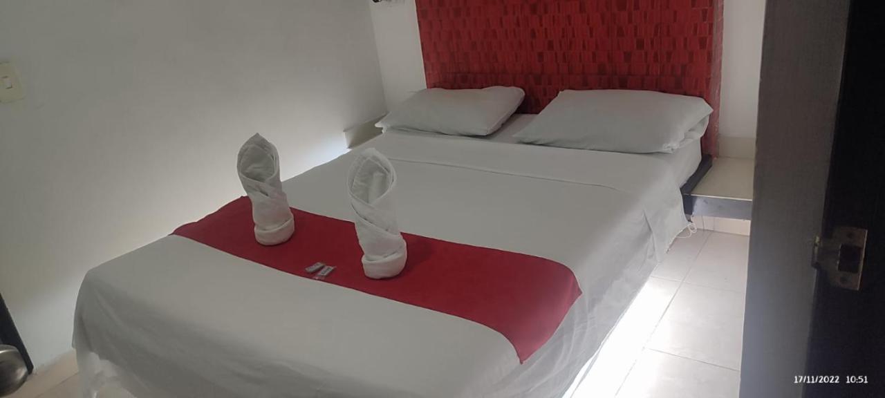 Hotel Marat Medellín Kültér fotó